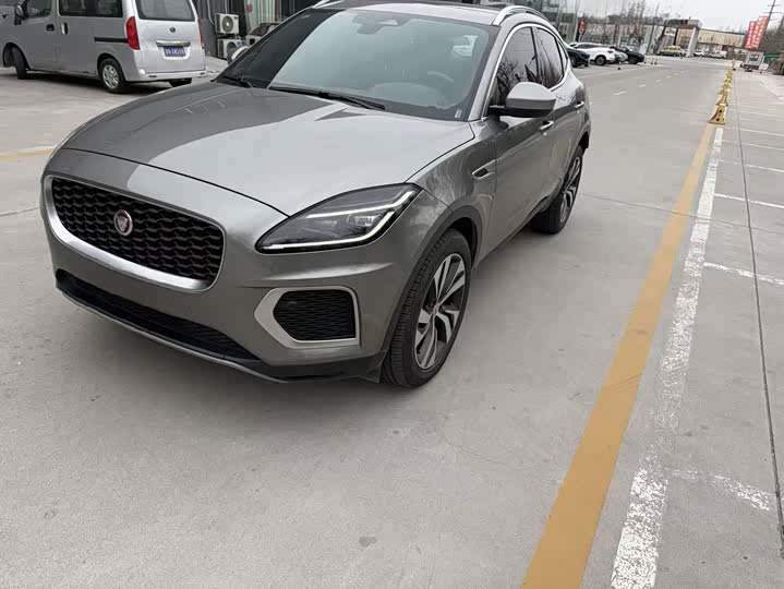 Фото 1 - Jaguar E-Pace