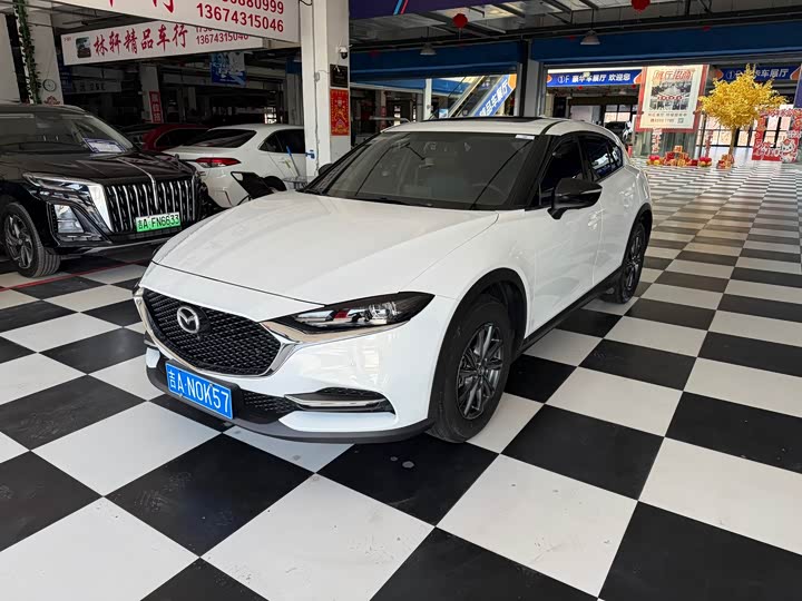 Фото 3 - Mazda CX-4