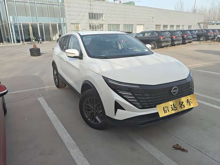 Фото 2 - Nissan Qashqai