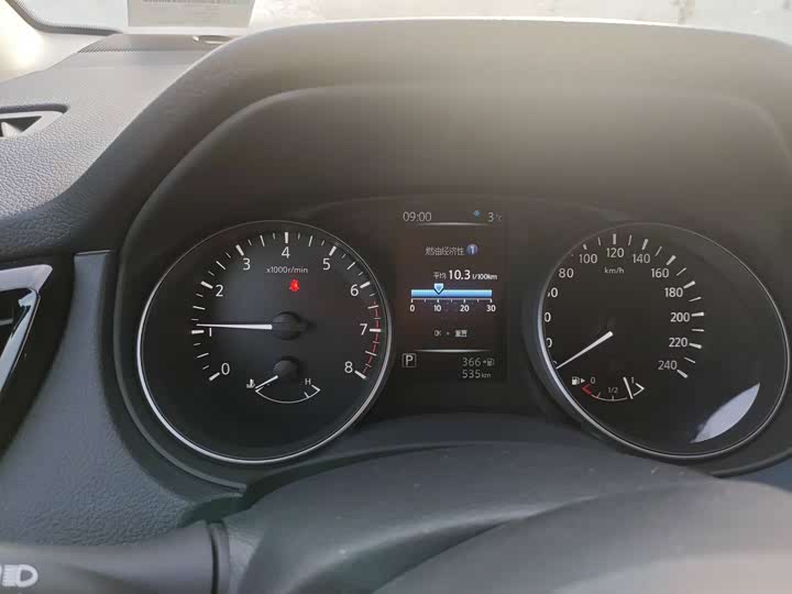 Фото 3 - Nissan Qashqai