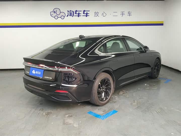 Фото 3 - Lincoln Z (Zephyr)