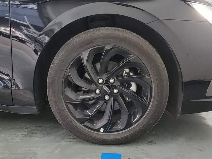 Фото 6 - Lincoln Z (Zephyr)