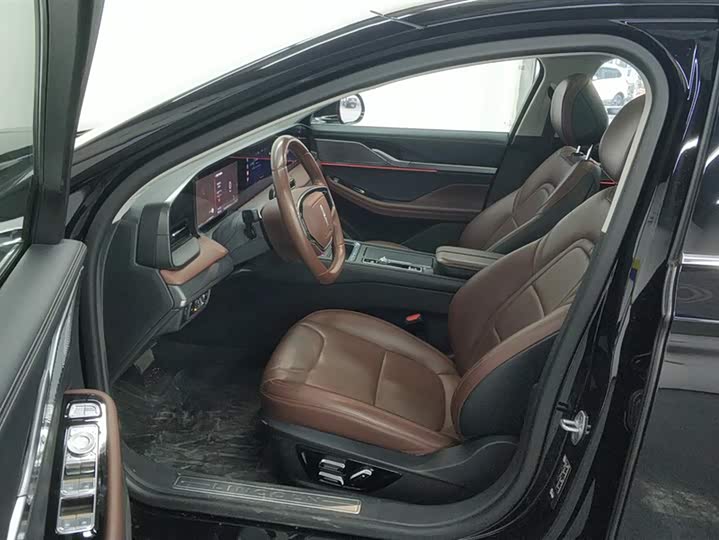 Фото 9 - Lincoln Z (Zephyr)