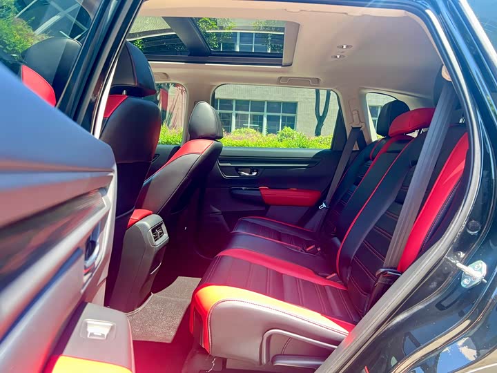 Фото 7 - Honda CR-V