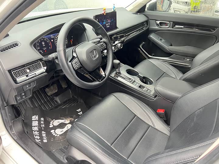 Фото 7 - Honda Civic