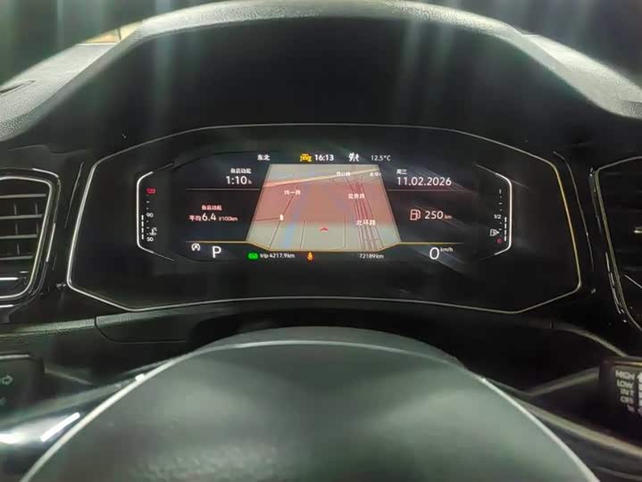 Фото 8 - Volkswagen T-Roc