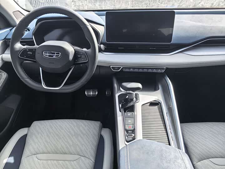 Фото 5 - Geely Preface