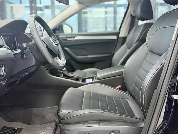 Photo 9 - Skoda Superb