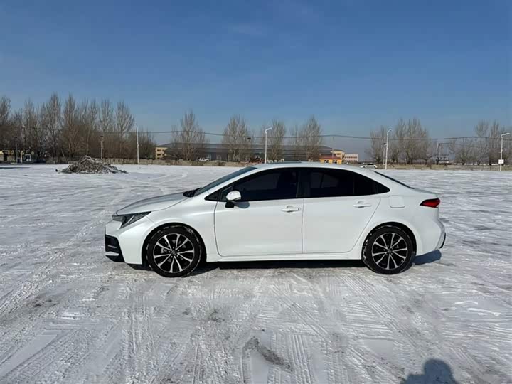 Фото 2 - Toyota Levin