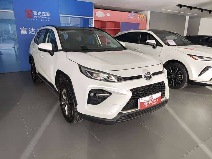 Photo 3 - Toyota Wildlander