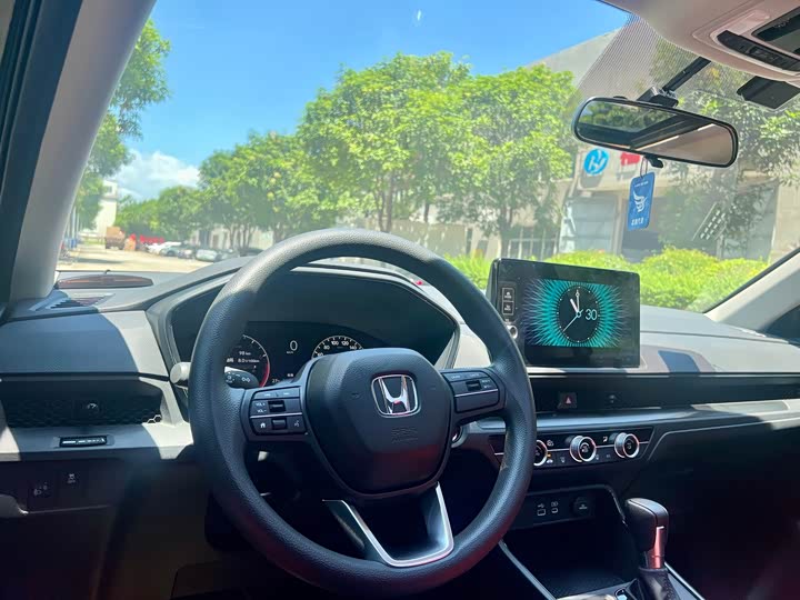 Фото 9 - Honda CR-V