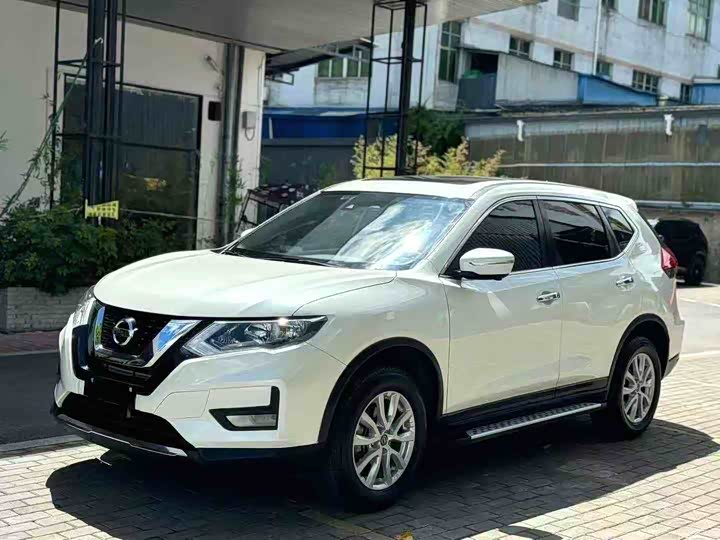 Фото 1 - Nissan X-Trail