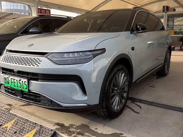 Фото 1 - Leapmotor C11