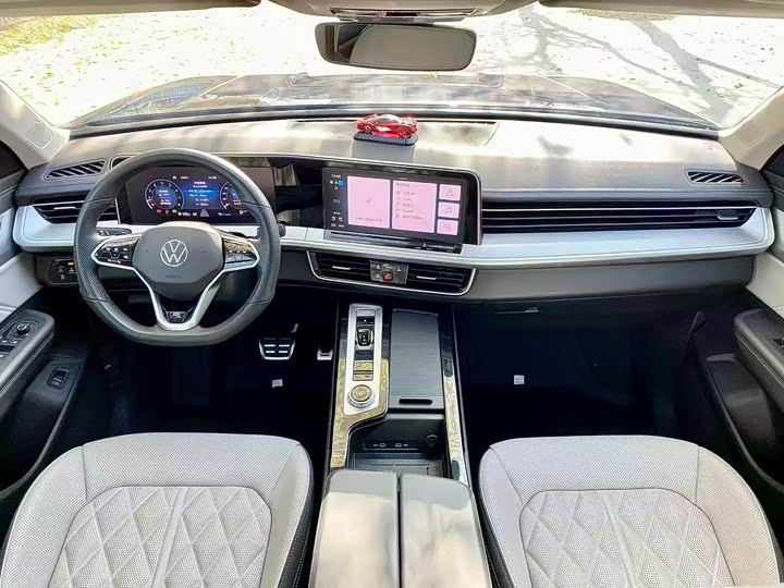 Фото 6 - Volkswagen Tavendor