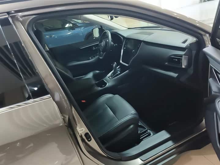 Фото 8 - Subaru Outback