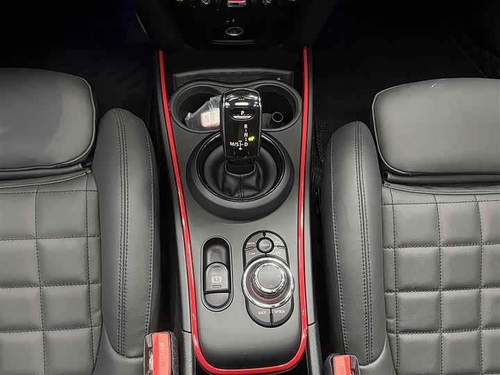 Photo 5 - Mini Countryman JCW