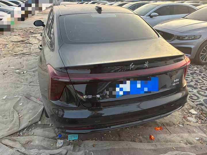 Фото 9 - Hongqi H5