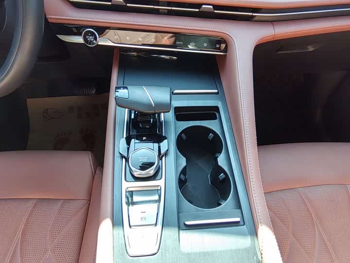 Фото 6 - Changan CS75 Plus