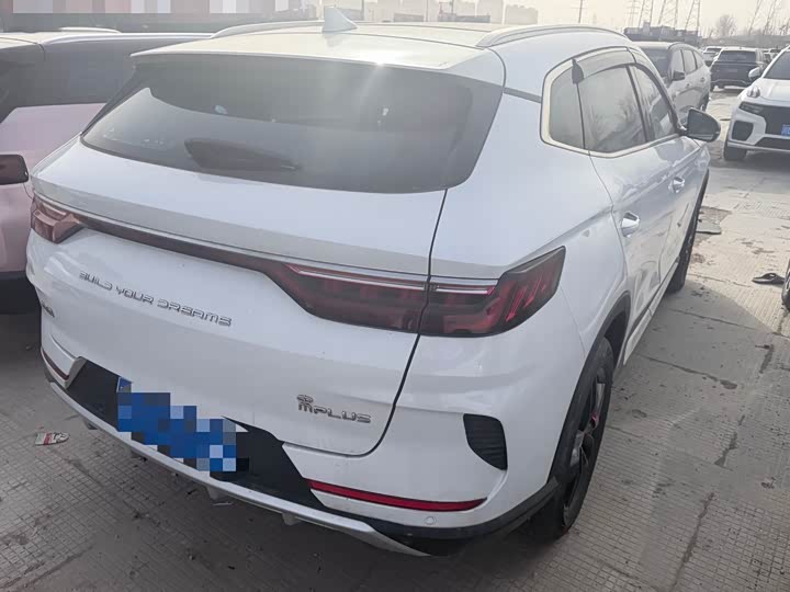 Фото 9 - BYD Song Plus