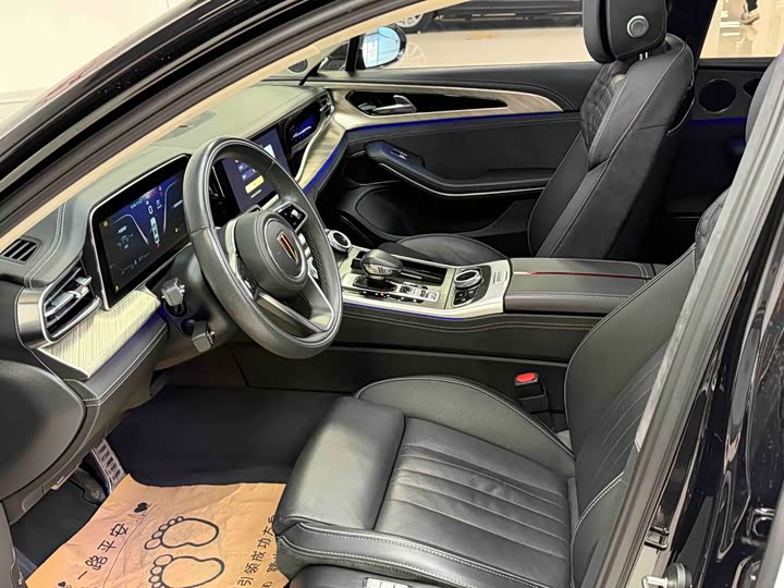 Фото 7 - Hongqi H9