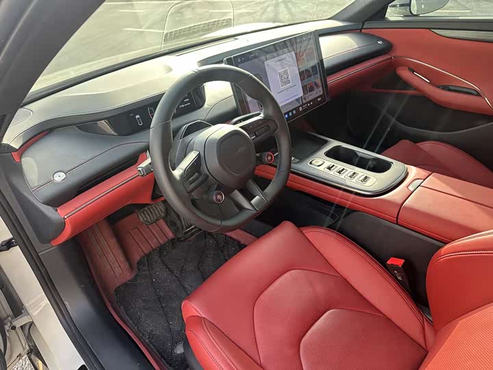 Фото 4 - Xiaomi SU7