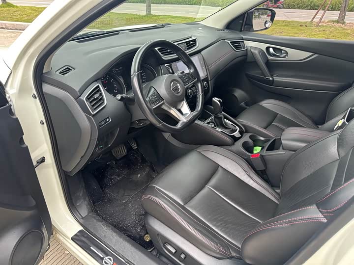 Фото 6 - Nissan Qashqai