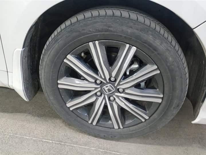 Фото 6 - Honda Odyssey