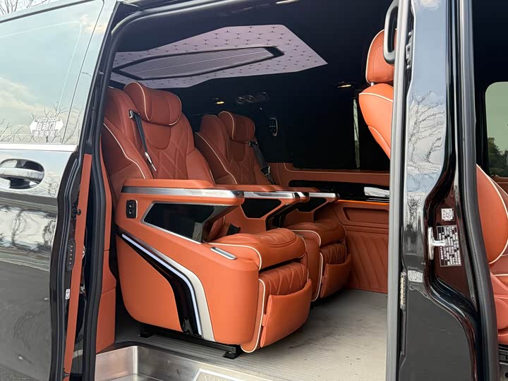 Фото 8 - Mercedes-Benz Vito