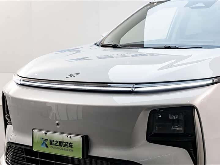 Фото 4 - Jetour Shanhai L9