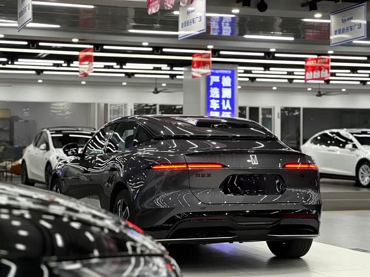 Фото 5 - Avatr 06