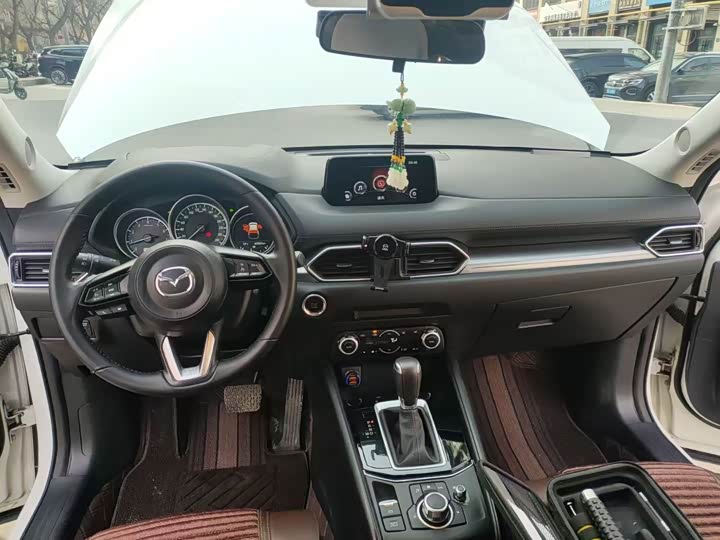 Фото 8 - Mazda CX-5