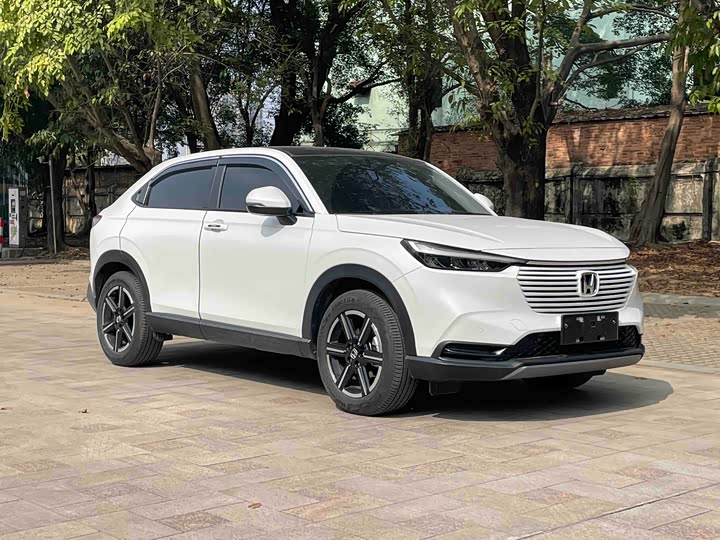 Фото 3 - Honda Vezel