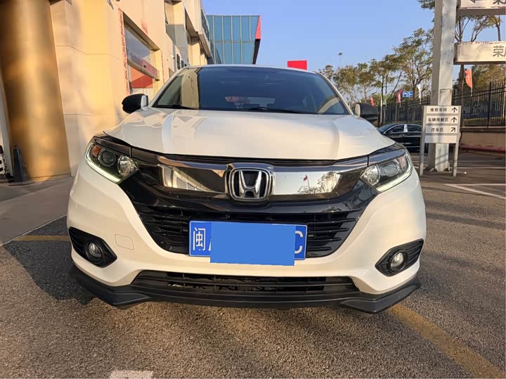 Фото 2 - Honda Vezel