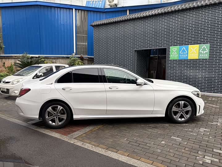 Mercedes-Benz C-Class 2021 2021款 C 260 L 运动版