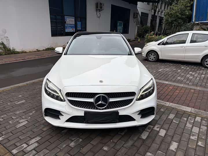 Фото 2 - Mercedes-Benz C-Class