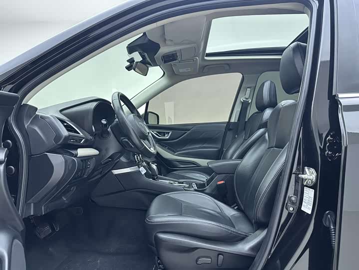 Фото 7 - Subaru Forester