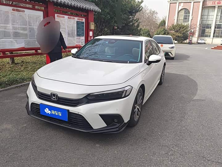 Фото 1 - Honda Civic