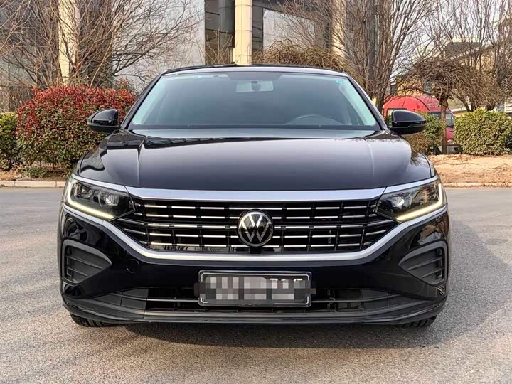 Фото 2 - Volkswagen Passat