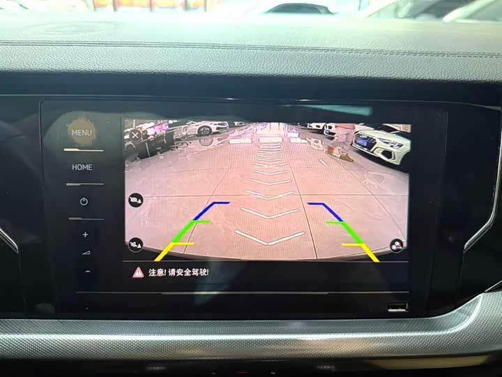 Фото 8 - Volkswagen Passat