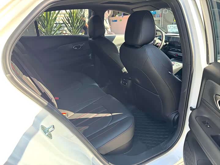 Фото 8 - GAC Trumpchi Empow R