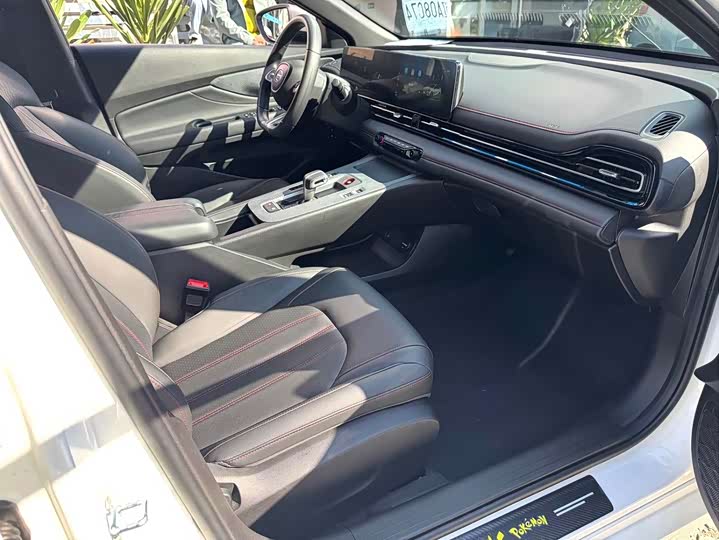 Фото 9 - GAC Trumpchi Empow R