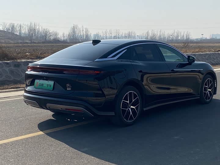 Фото 5 - BYD Han L