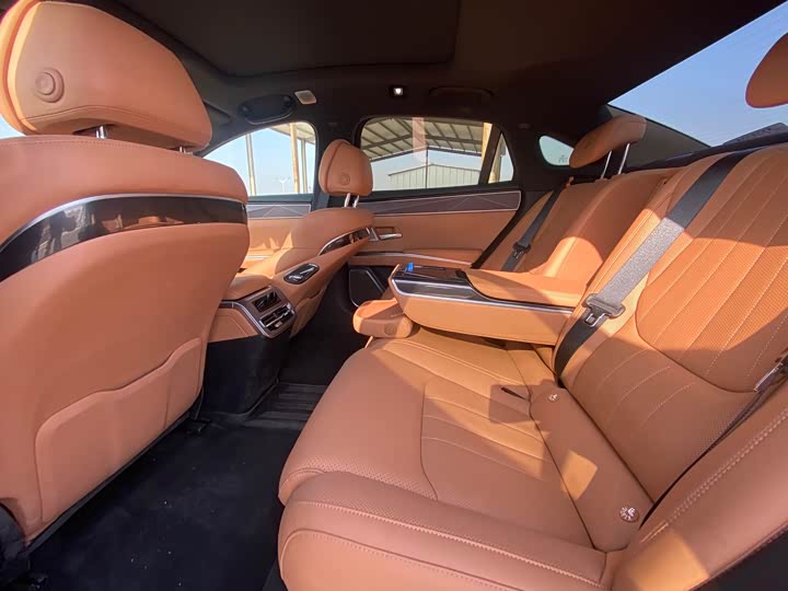 Фото 7 - BYD Han L