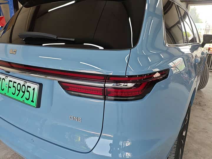 Фото 5 - LiXiang One