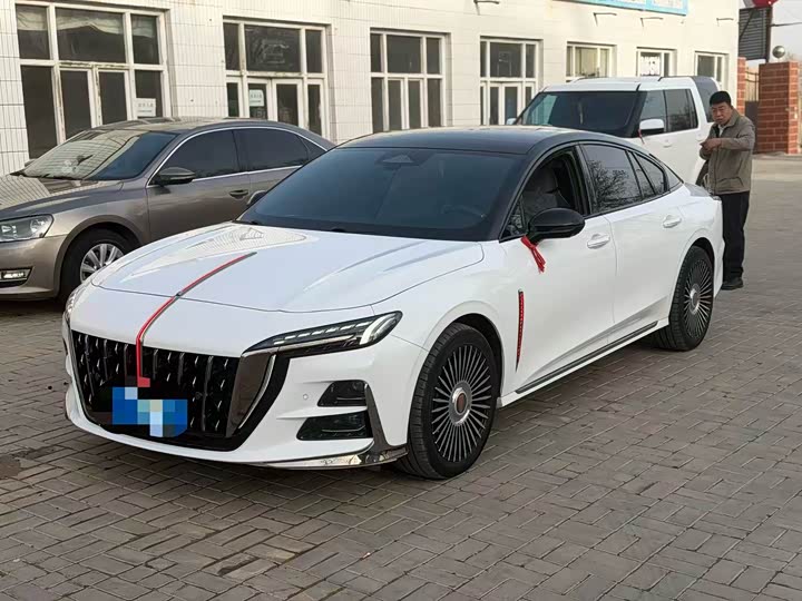 Фото 1 - Hongqi H6