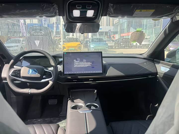 Фото 7 - Changan Deepal SL03