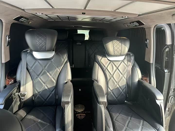 Фото 9 - Mercedes-Benz Vito