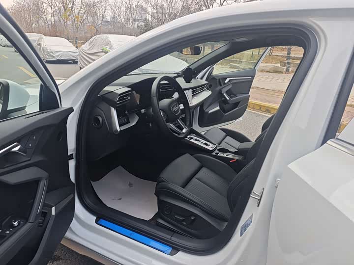 Фото 4 - Audi A3