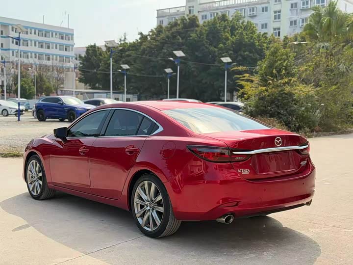 Фото 4 - Mazda Atenza