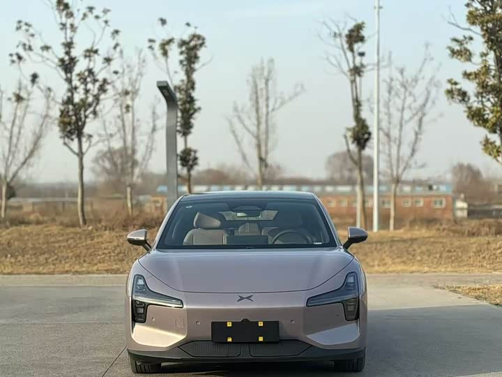 Фото 2 - XPeng Mona M03